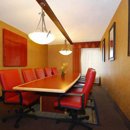 Holiday Inn Express Forsyth By Ihg Facilidades foto