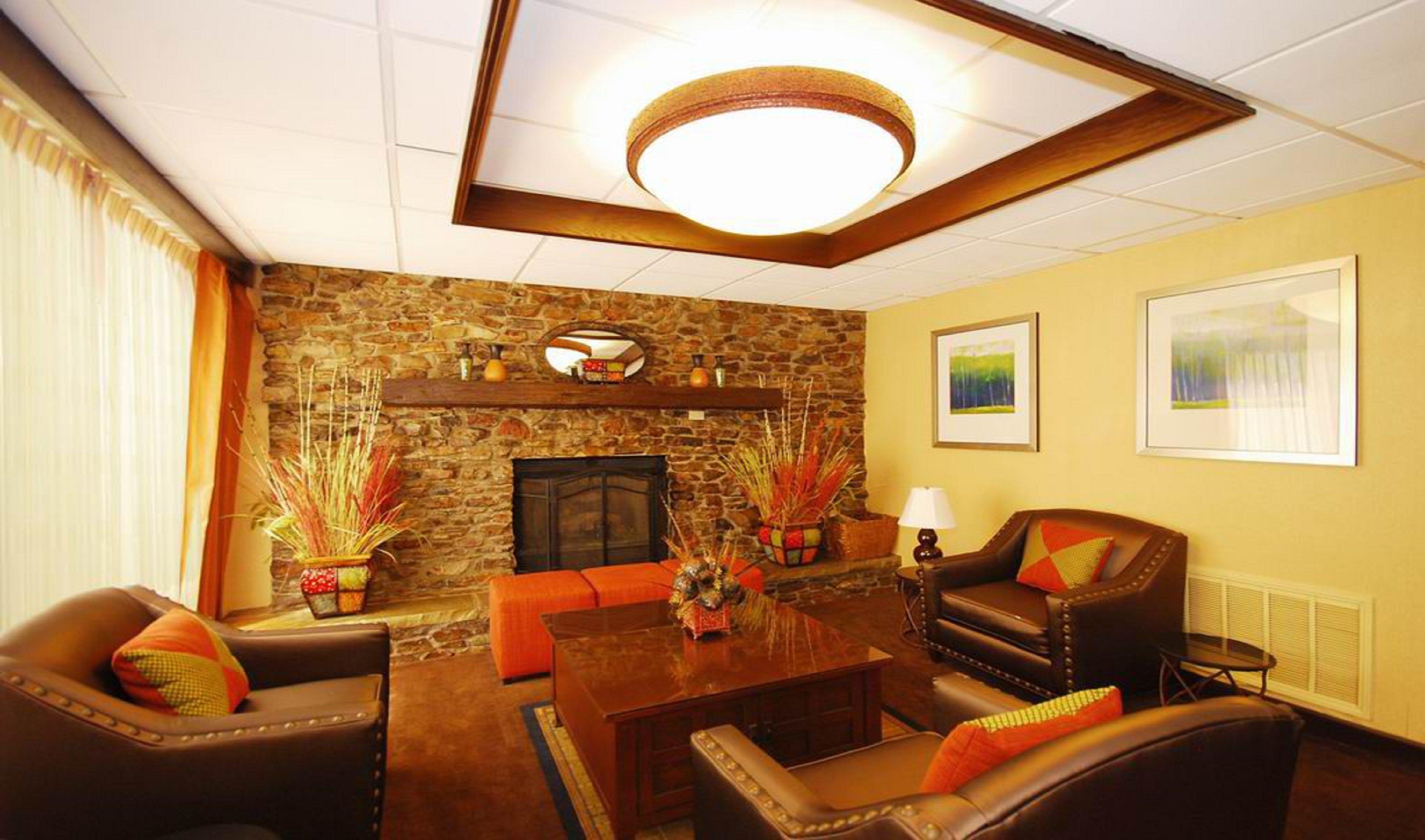 Holiday Inn Express Forsyth By Ihg Exterior foto